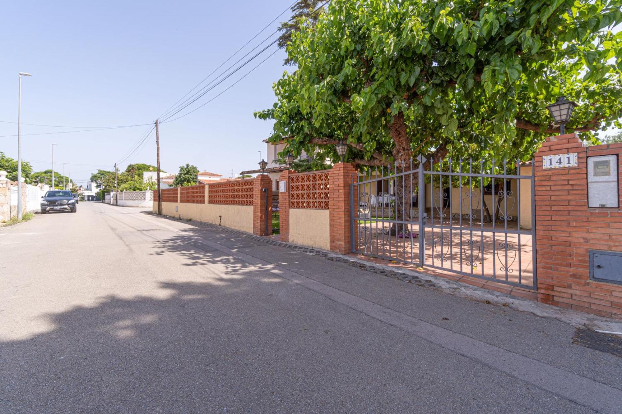 Apart-Rent Casa Con Jardin Pani 0081 Empuriabrava Εξωτερικό φωτογραφία