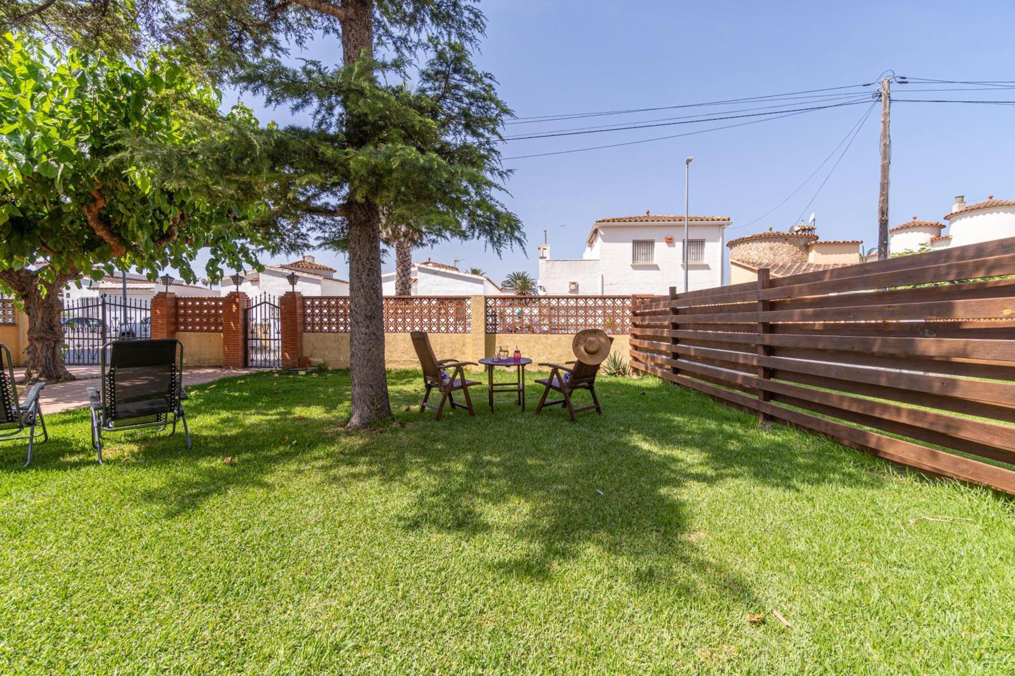 Apart-Rent Casa Con Jardin Pani 0081 Empuriabrava Εξωτερικό φωτογραφία