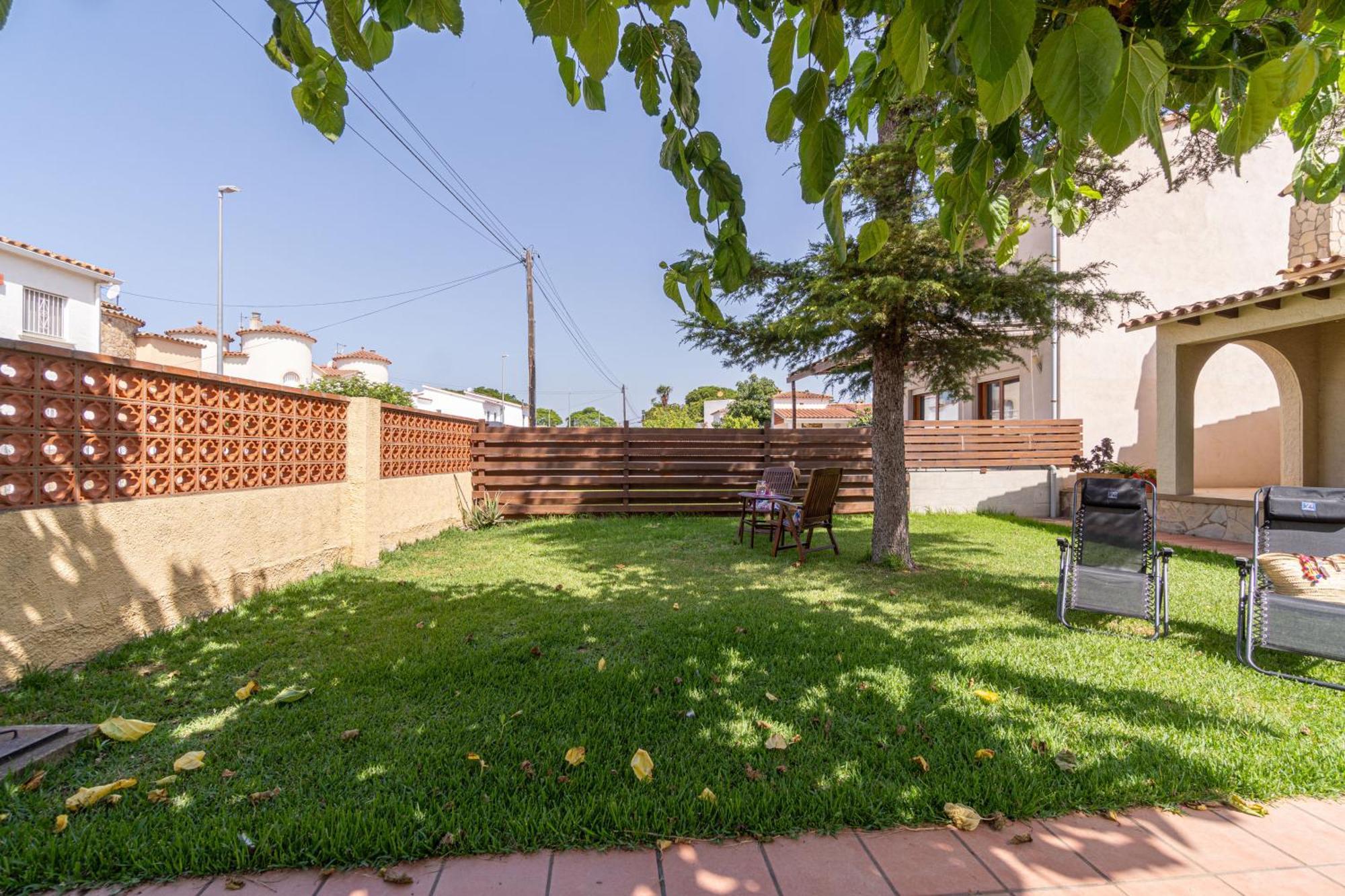 Apart-Rent Casa Con Jardin Pani 0081 Empuriabrava Εξωτερικό φωτογραφία