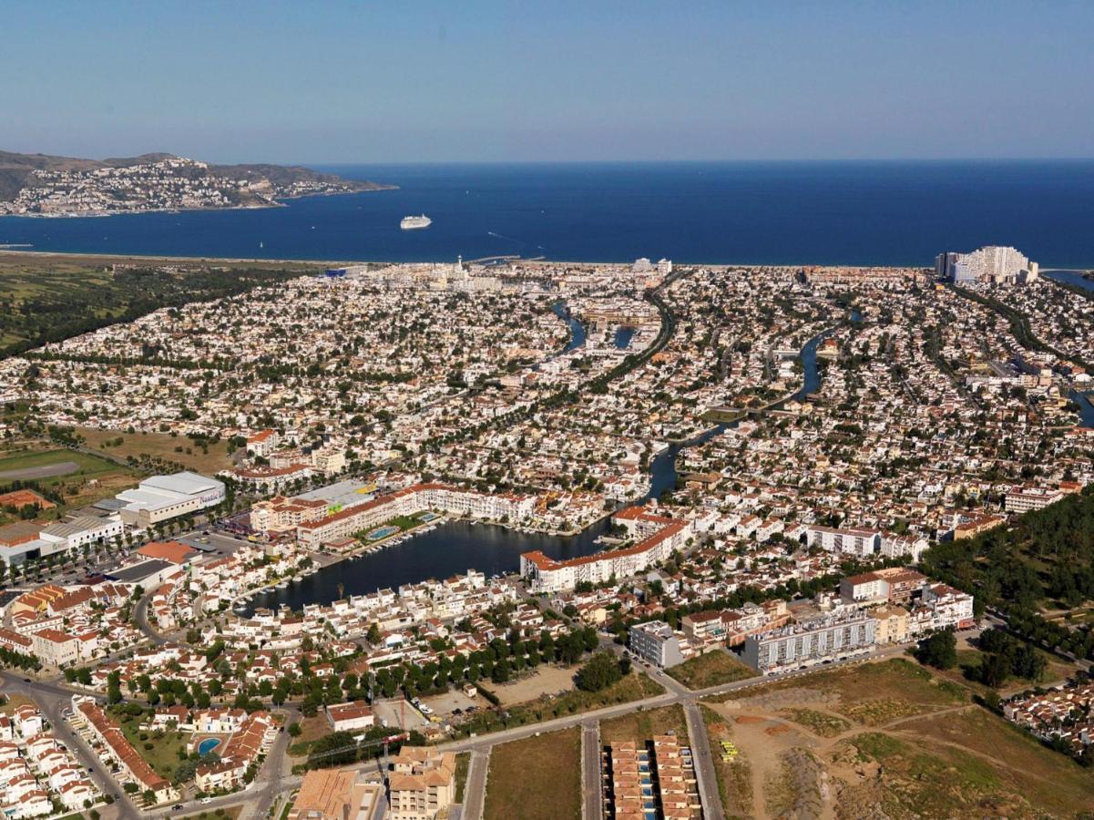 Apart-Rent Casa Con Jardin Pani 0081 Empuriabrava Εξωτερικό φωτογραφία